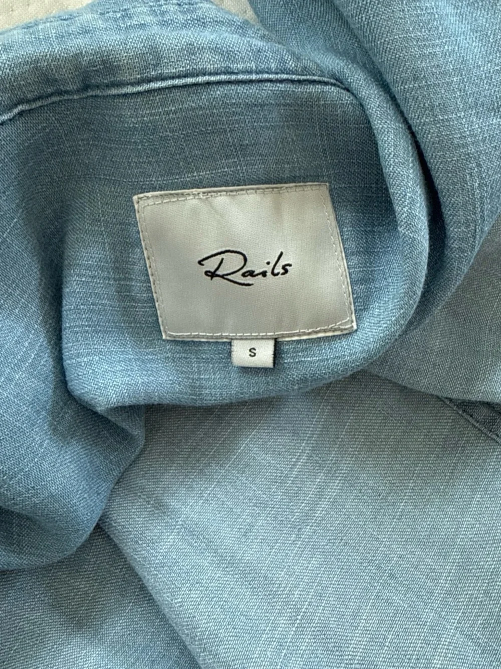 Rails Light Blue Button-Front Top - Picture 4 of 4